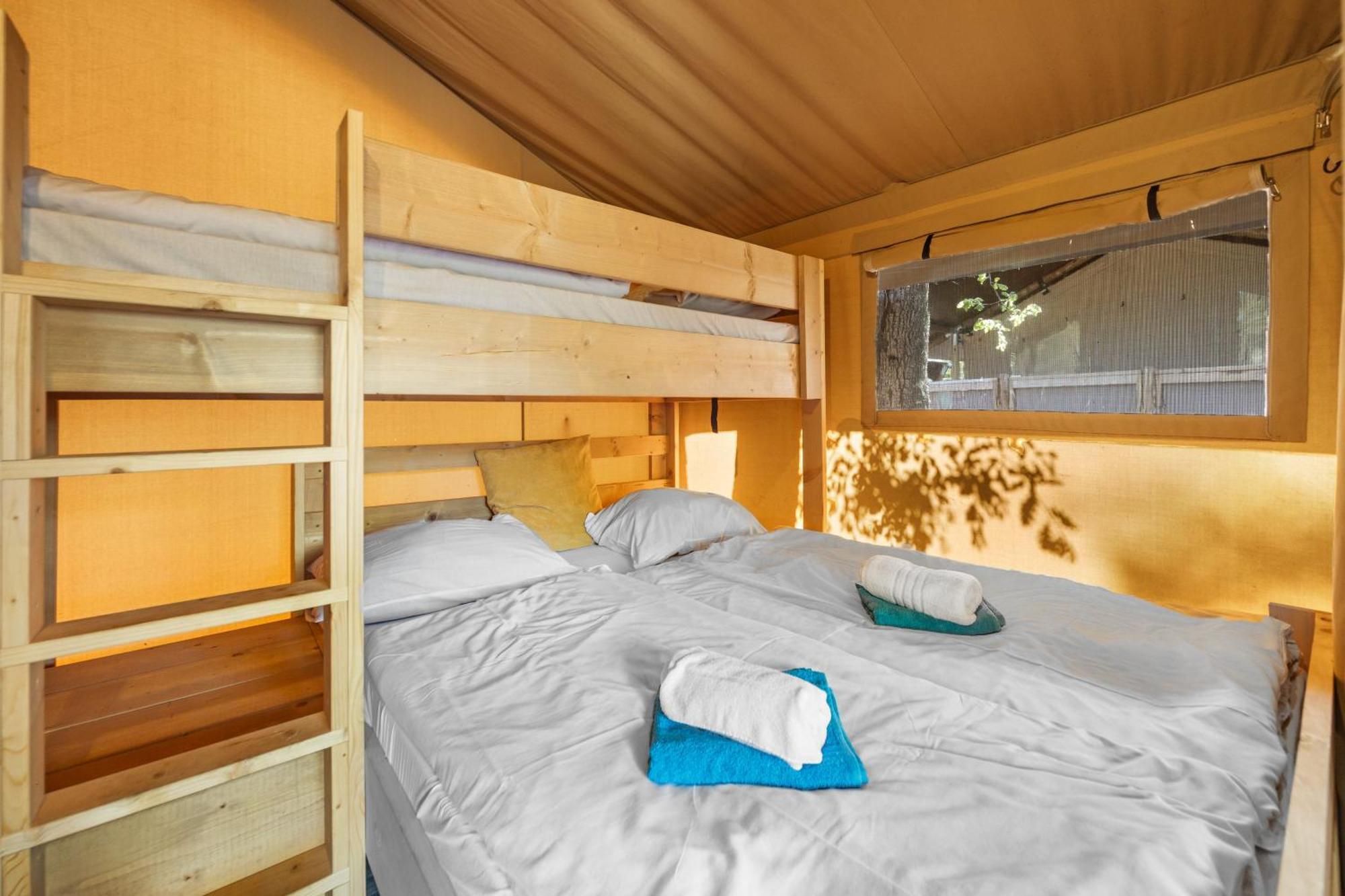 Easyatent Safari Tent Lanterna 카르바포랏 객실 사진