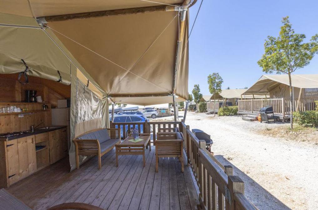 Easyatent Safari Tent Lanterna 카르바포랏 객실 사진