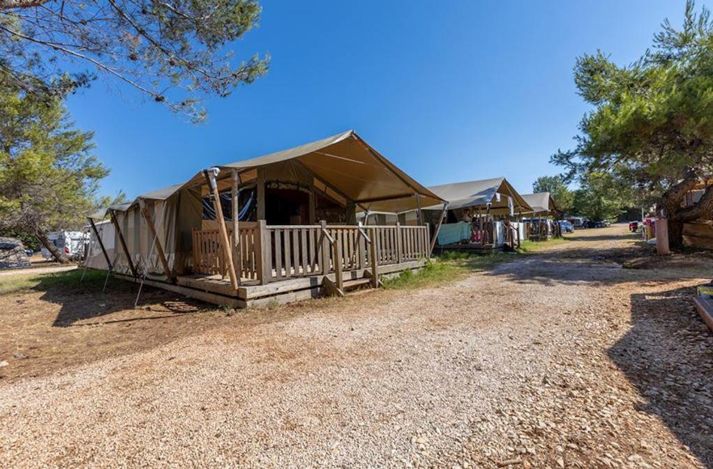 Easyatent Safari Tent Lanterna 카르바포랏 객실 사진